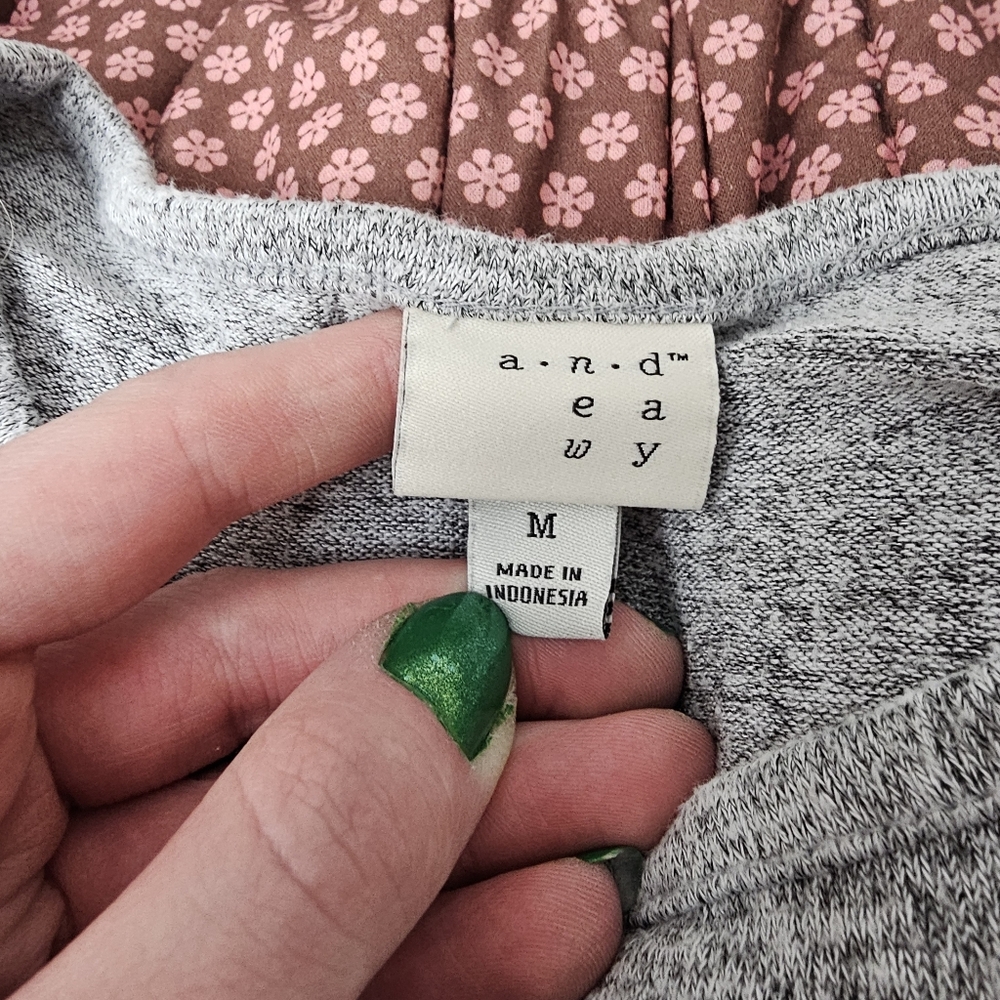 a new day long sleeve top - Picture 2 of 2